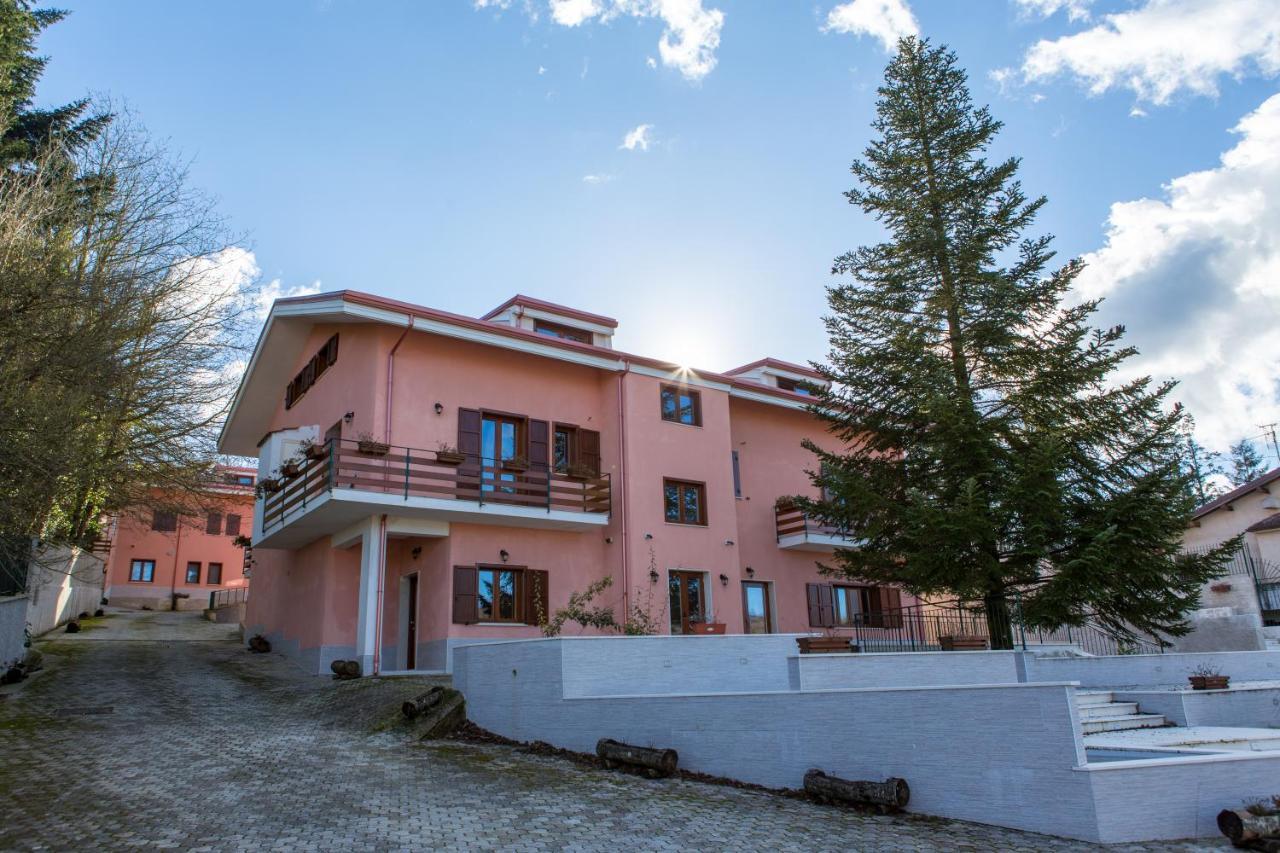 Il Moscardino Country Resort Серра-Сан-Бруно Екстер'єр фото